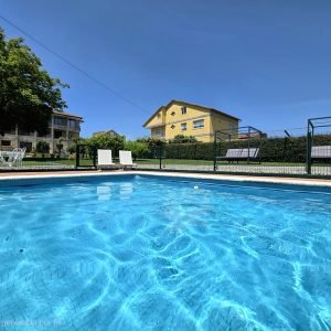 Piscina Apartamentos Ria de Aldan