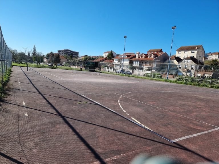 pista de tenis meira