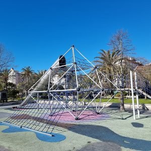 parque infantil niños cangas