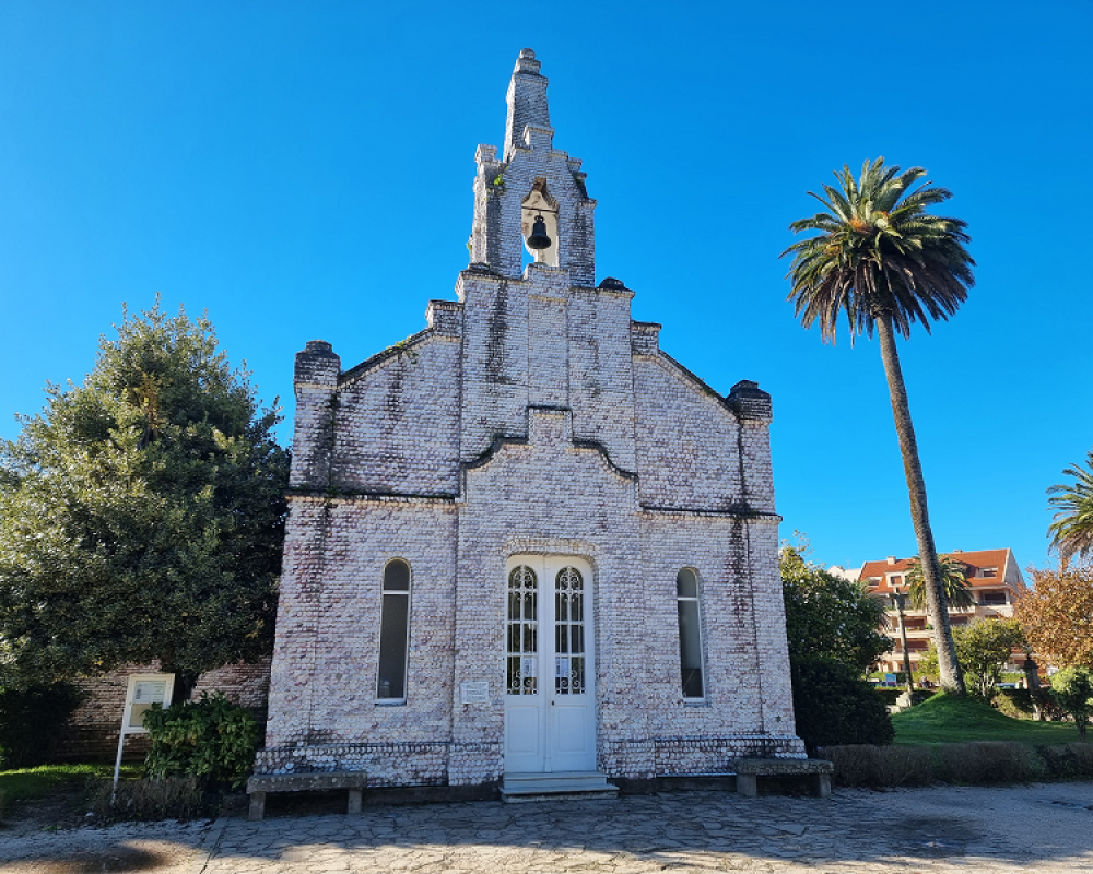 Capilla conchas toja