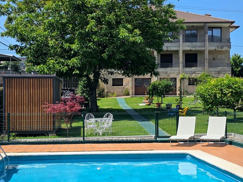 Apartamentos Ria de Aldan piscina Apartamentos Ria de Aldan piscina